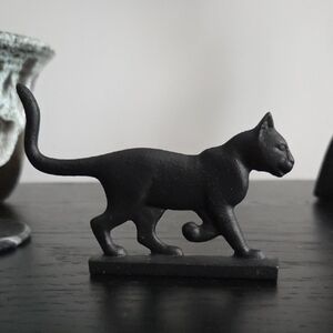 The Franklin Mint Curio Cabinet Cat “Bootscrapper” (1986) – Cast Iron Figurine